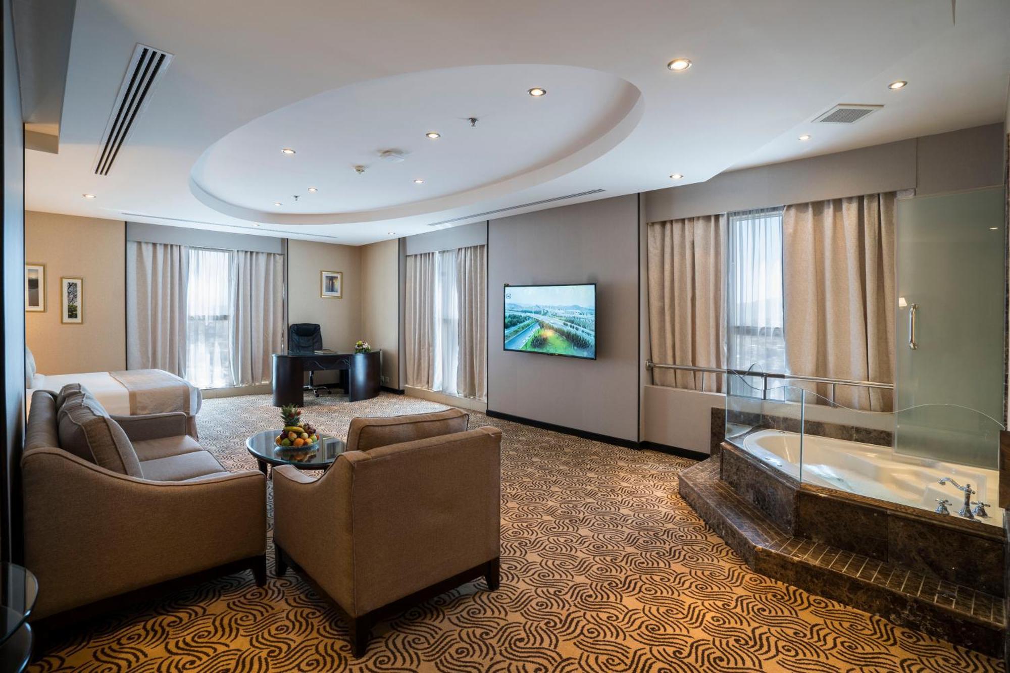 阿瓦利屋国际酒店 塔伊夫 客房 照片 A suite at the hotel